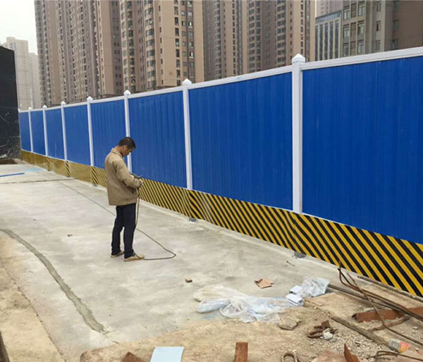 祥云工地围挡安装施工