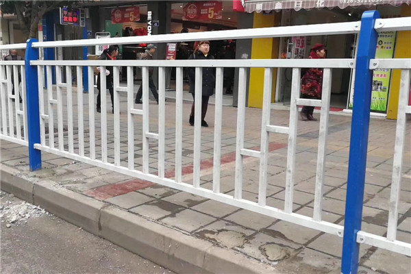 祥云人行道护栏