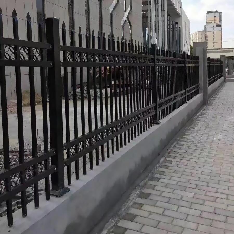 祥云小区锌钢围墙