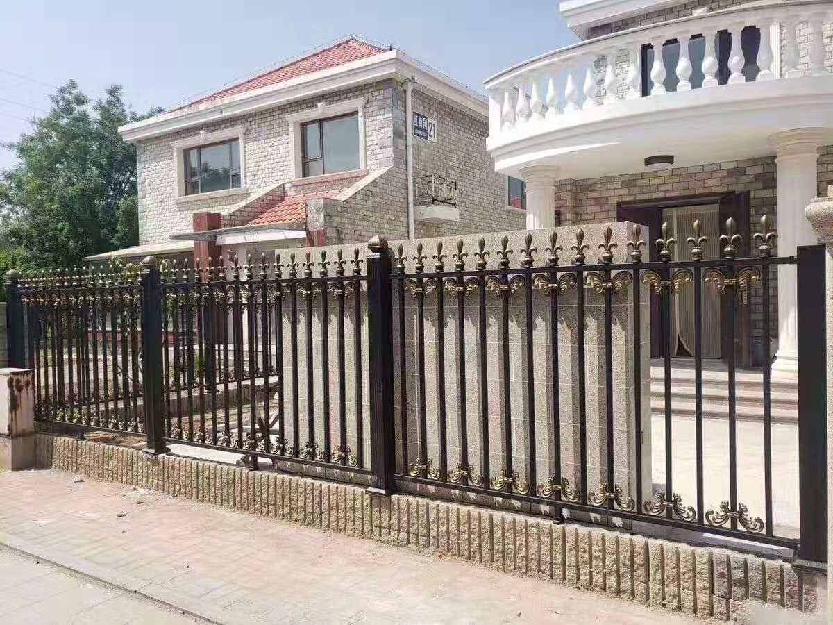 祥云别墅锌钢围墙